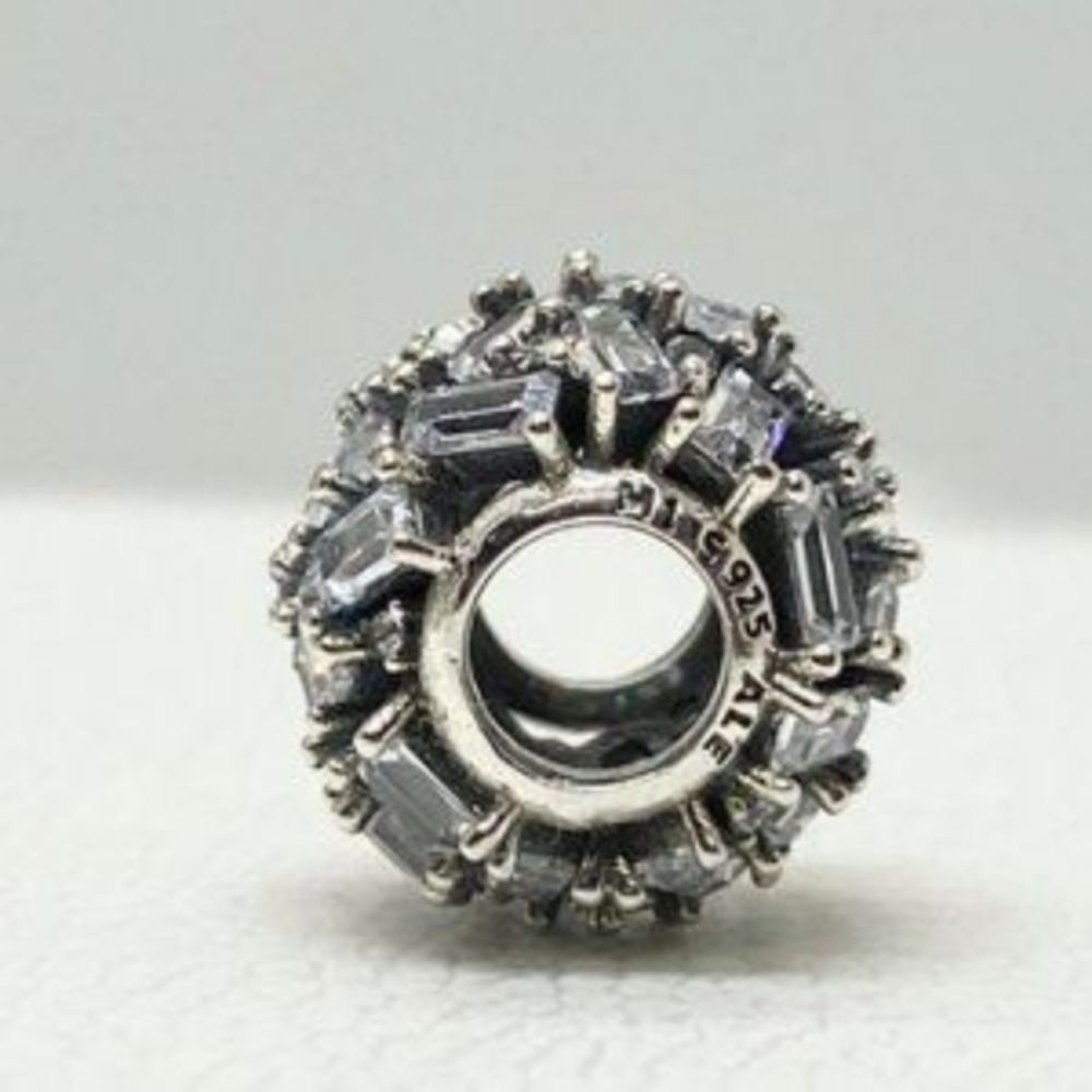 Pandora Charm NEW Chiselled Elegance Charm